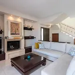 Vilă Acro
